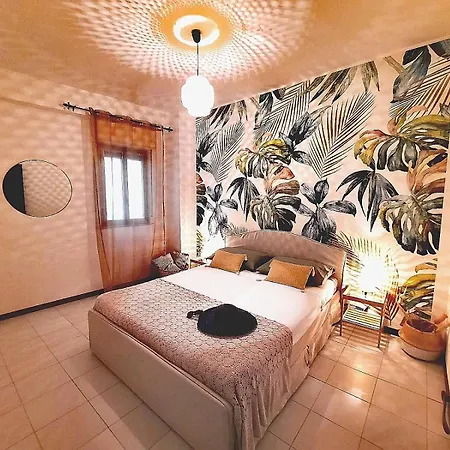 Arcadia Golden Bay 아파트 지아르디니낙소스