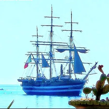 Arcadia Golden Bay 아파트 지아르디니낙소스