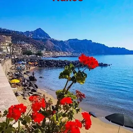 Arcadia Golden Bay * جيارديني ناكسوس